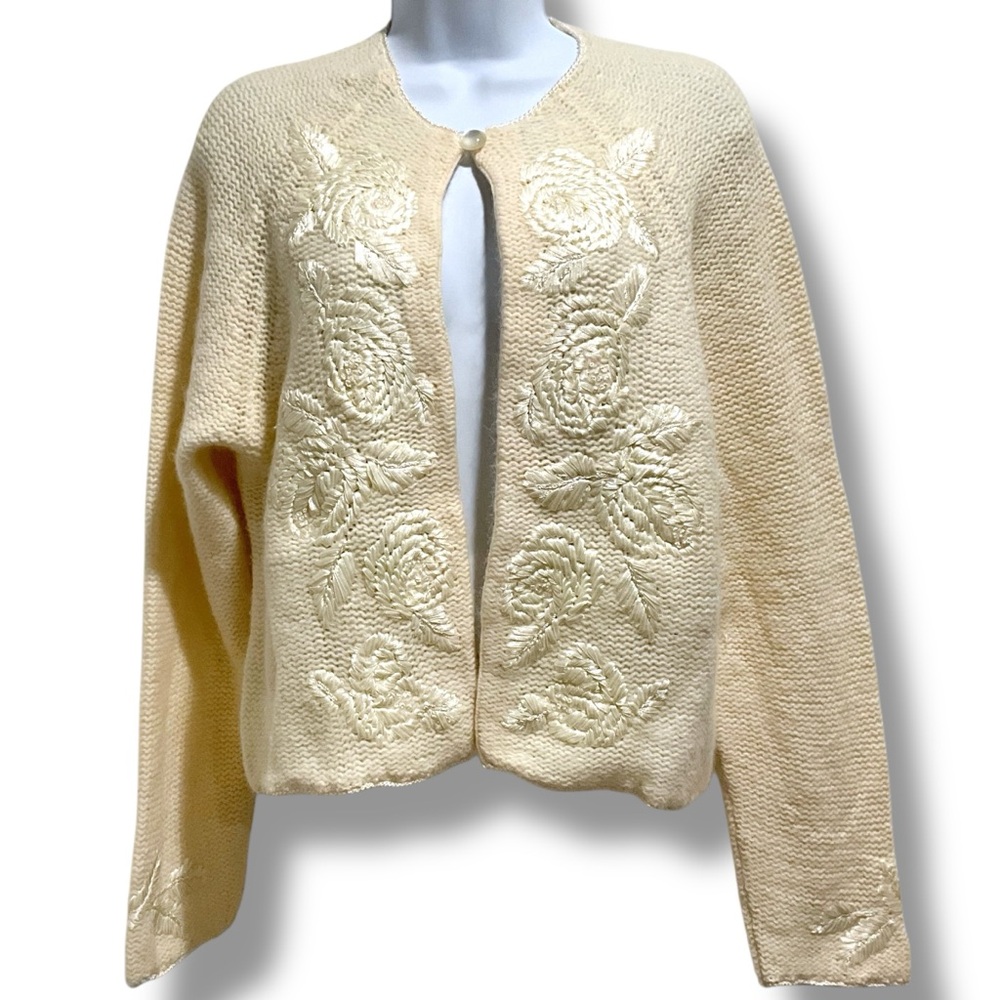 Vintage Liz Claiborne Angora Blend Embroidered Cardigan Cream